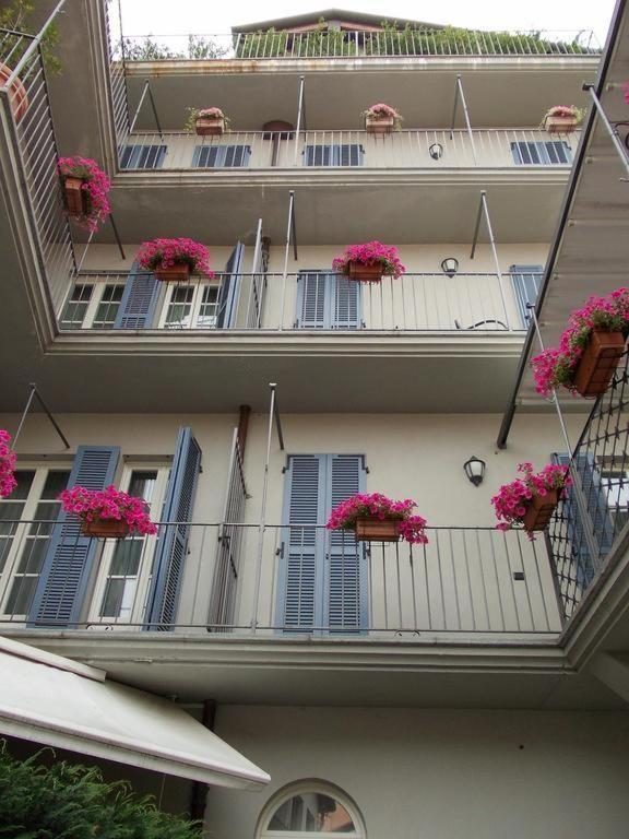 Palazzo Finati Panzió Alba Kültér fotó