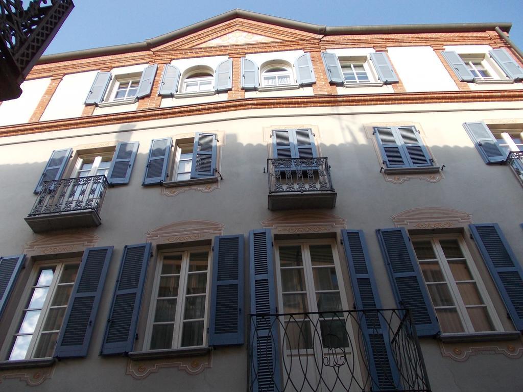 Palazzo Finati Panzió Alba Kültér fotó